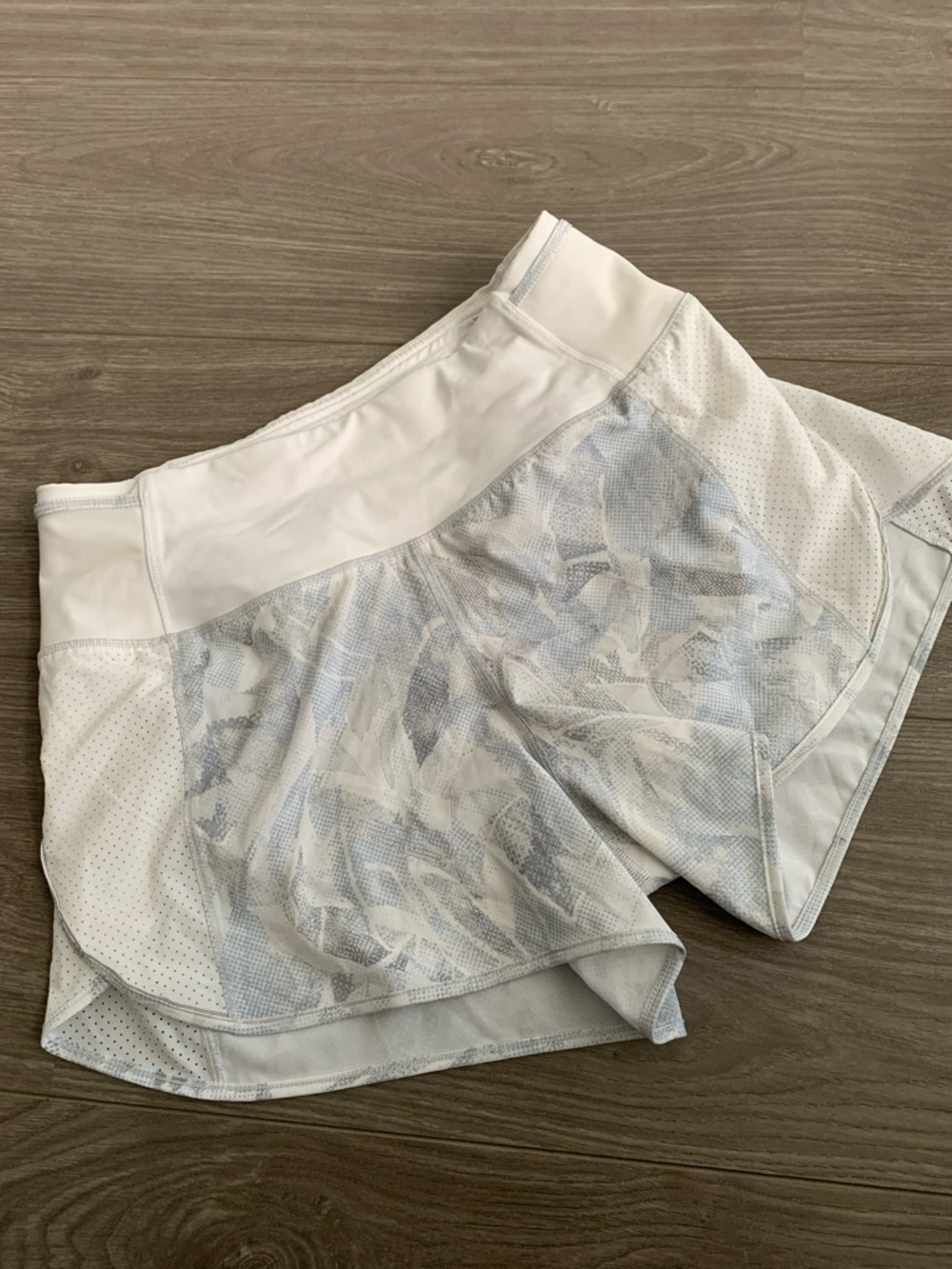 Lululemon shorts for sale